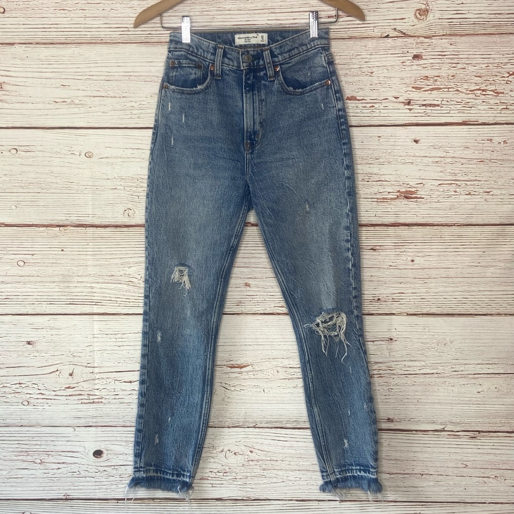 Abercrombie & Fitch High Rise Mom Jeans Sz 25